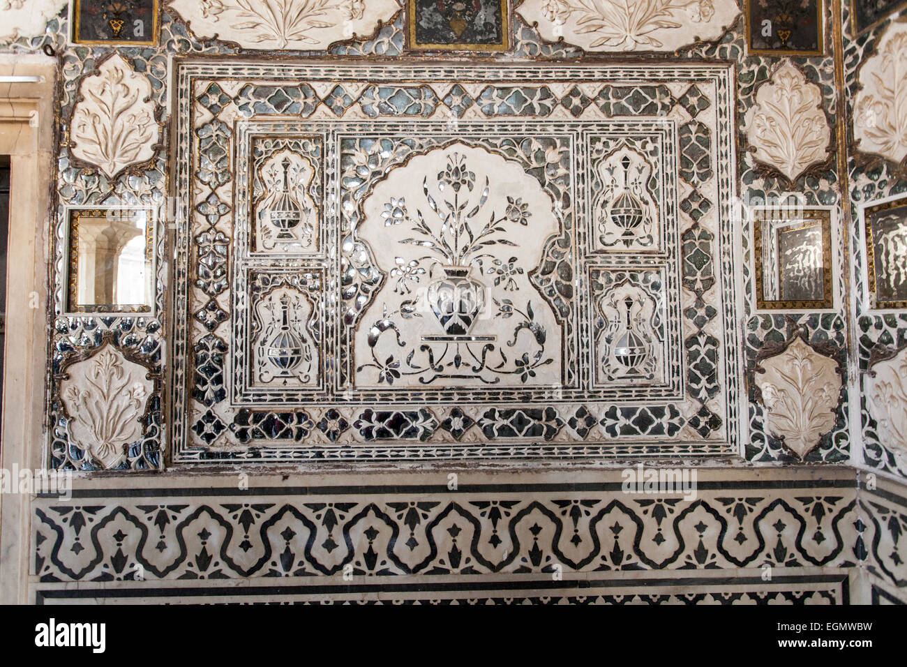 the Sheesh Mahal (mirror palace) in the Amber Palace Stock Photo