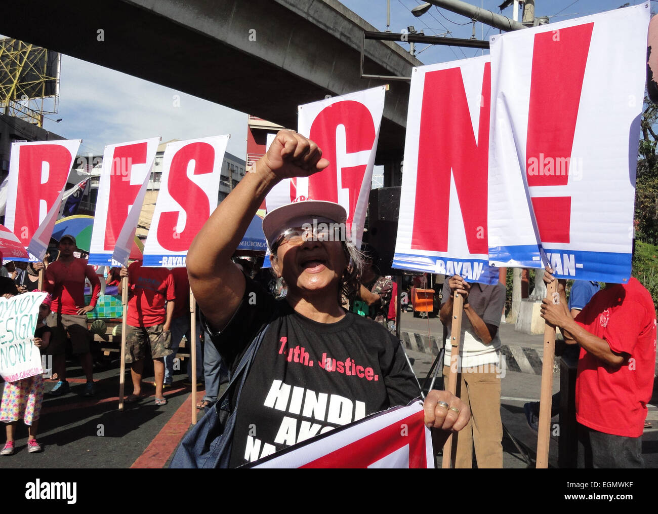 Manila, Philippines. 27th February, 2015. A protester shouts slogans during a rally at Mendiola bridge near Malacanang Palace. The protesters are calling for the resignation of President Benigno Aquino III over the Mamasapano incident that resulted in the deaths of wanted Malaysian bombmaker Zulkifri 'Marwan' bin Hir, 44 police commandos, 18 Muslim rebels, and 8 civilians. Credit:  Richard James Mendoza/Pacific Press/Alamy Live News Stock Photo