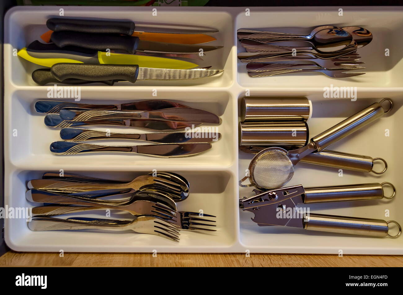 Kitchen drawer hi-res stock photography and images - Alamy