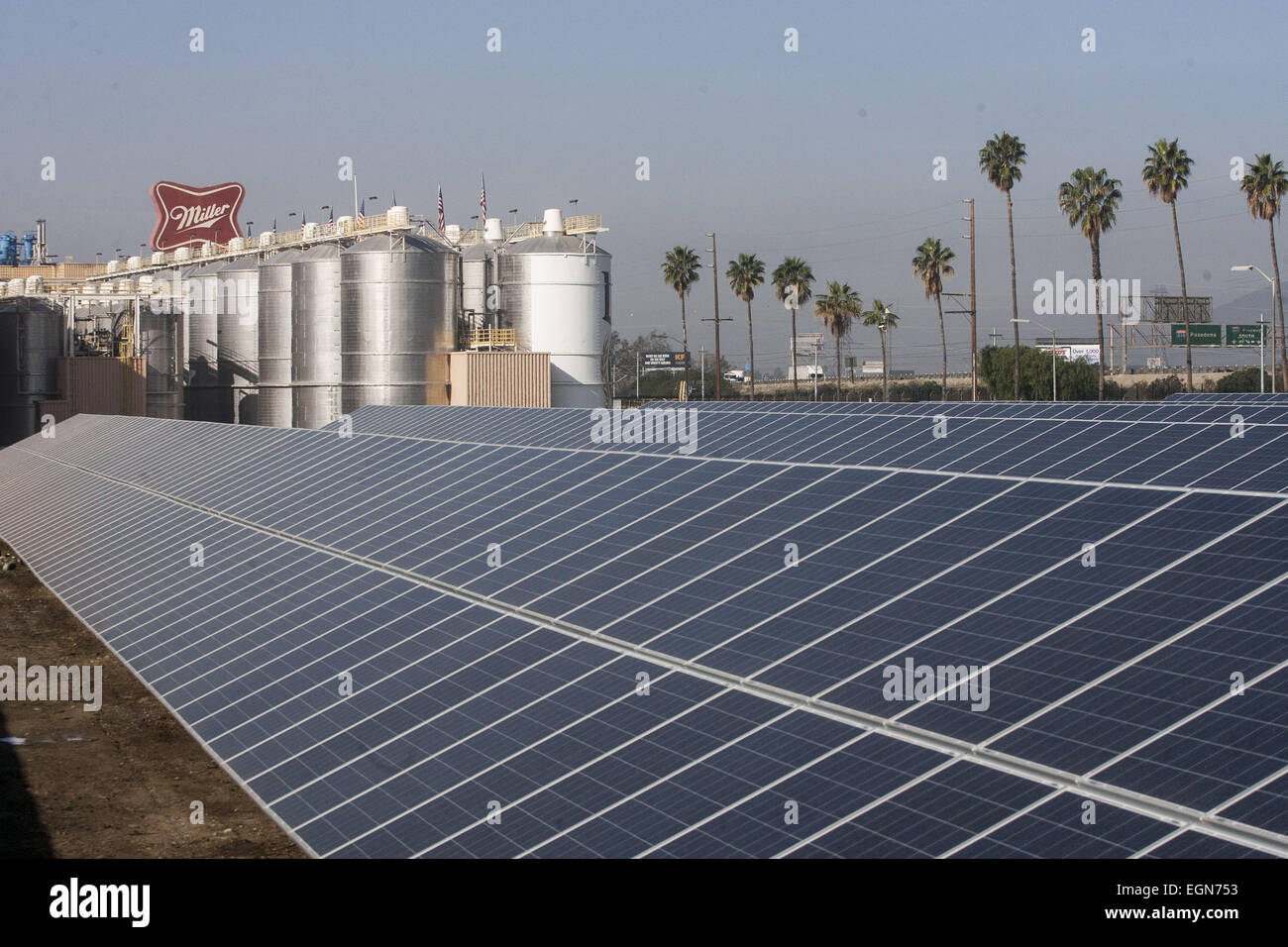Los Angeles, California, USA. 4th Feb, 2015. Solar panel array at ...