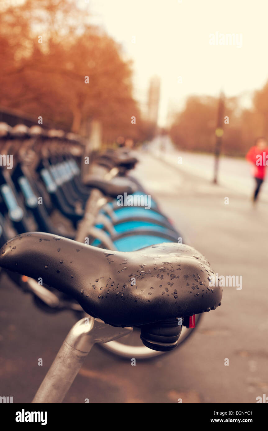 Bicycle hire in hyde park in london hires stock photography and images