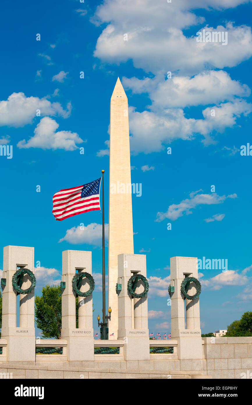 World War II Memorial in washington DC USA at National Mall Stock Photo ...