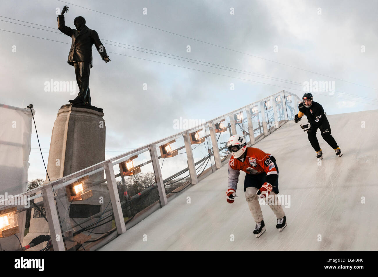 Ice skating ireland hires stock photography and images Alamy