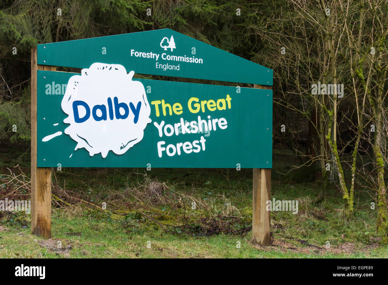 Welcome sign to the Dalby Great Yorkshire Forest an extensive area of woodland with many recreational facilities Stock Photo