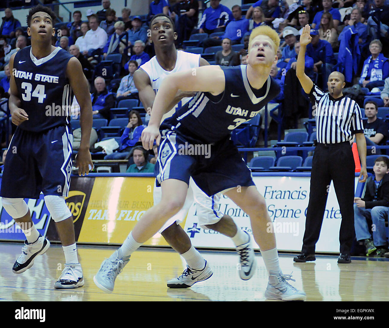 Colorado Springs, Colorado, USA. 28th Feb, 2015. Utah State forward, Sean Harris #30, controls the lane during an NCAA basketball game between the Utah State Aggies and the Air Force Academy Falcons at Clune Arena, U.S. Air Force Academy, Colorado Springs, Colorado. Utah State defeats Air Force 74-60. © csm/Alamy Live News Stock Photo