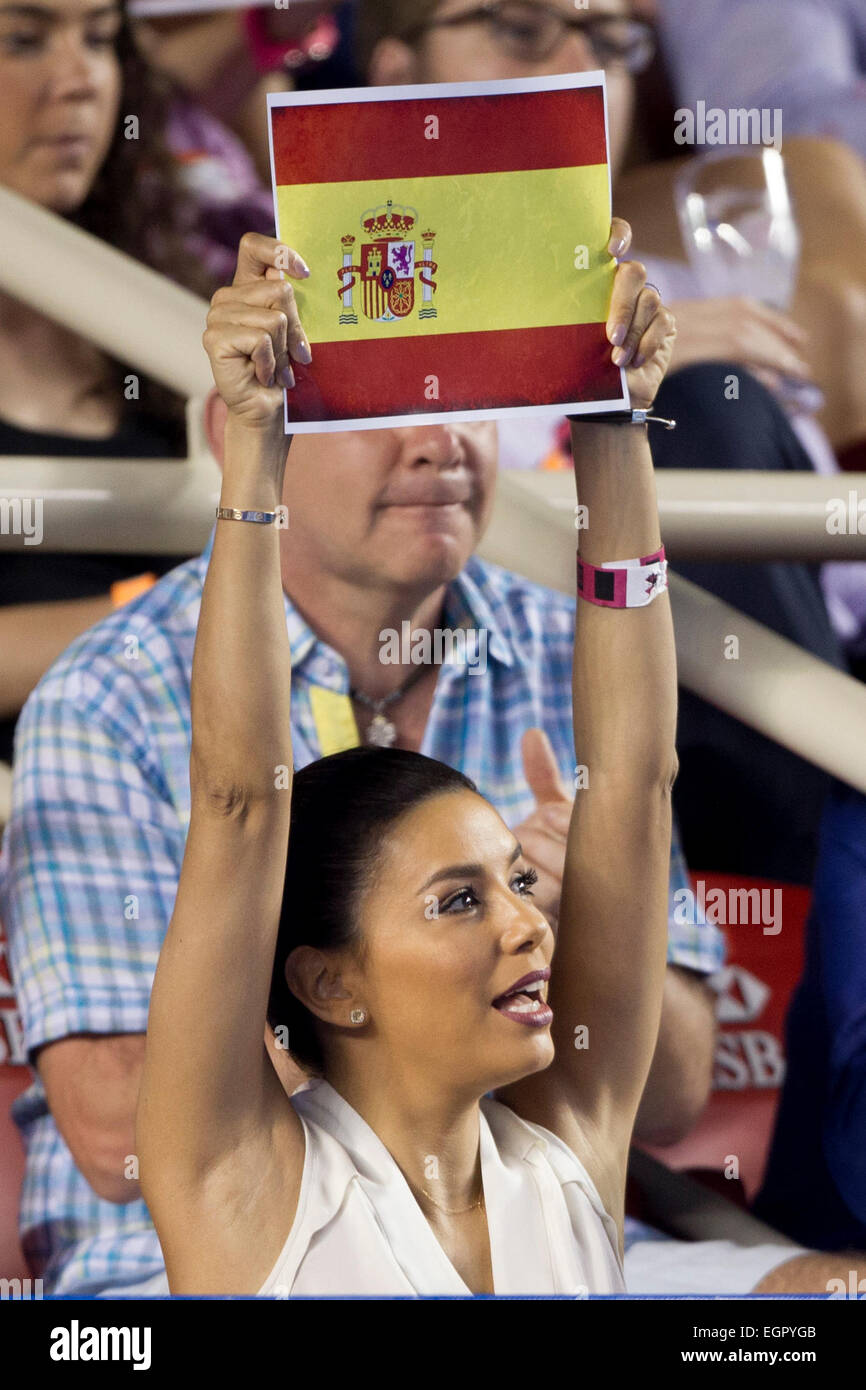 Guerrero, Mexico. 28th Feb, 2015. Actress Eva Longoria holds a Spanish flag during the final match of men's singles of the Mexican Tennis Open 2015 tournament between Japan's Kei Nishikori and Spain's David Ferrer, in Acapulco, Guerrero state, Mexico, on Feb. 28, 2015. Credit:  Alejandro Ayala/Xinhua/Alamy Live News Stock Photo