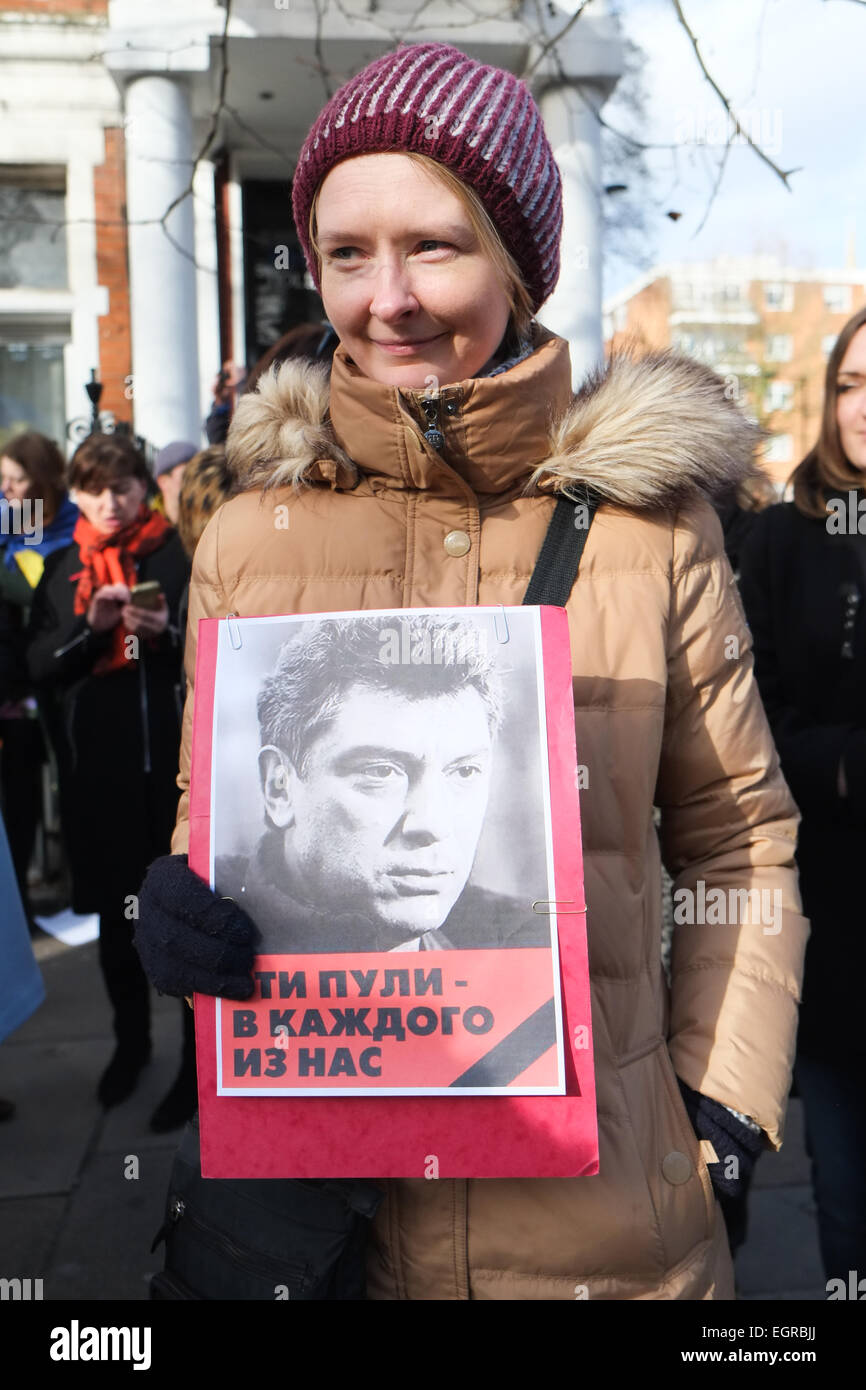 Notting Hill, London, UK. 1st March 2015. Tributes are laid and a
