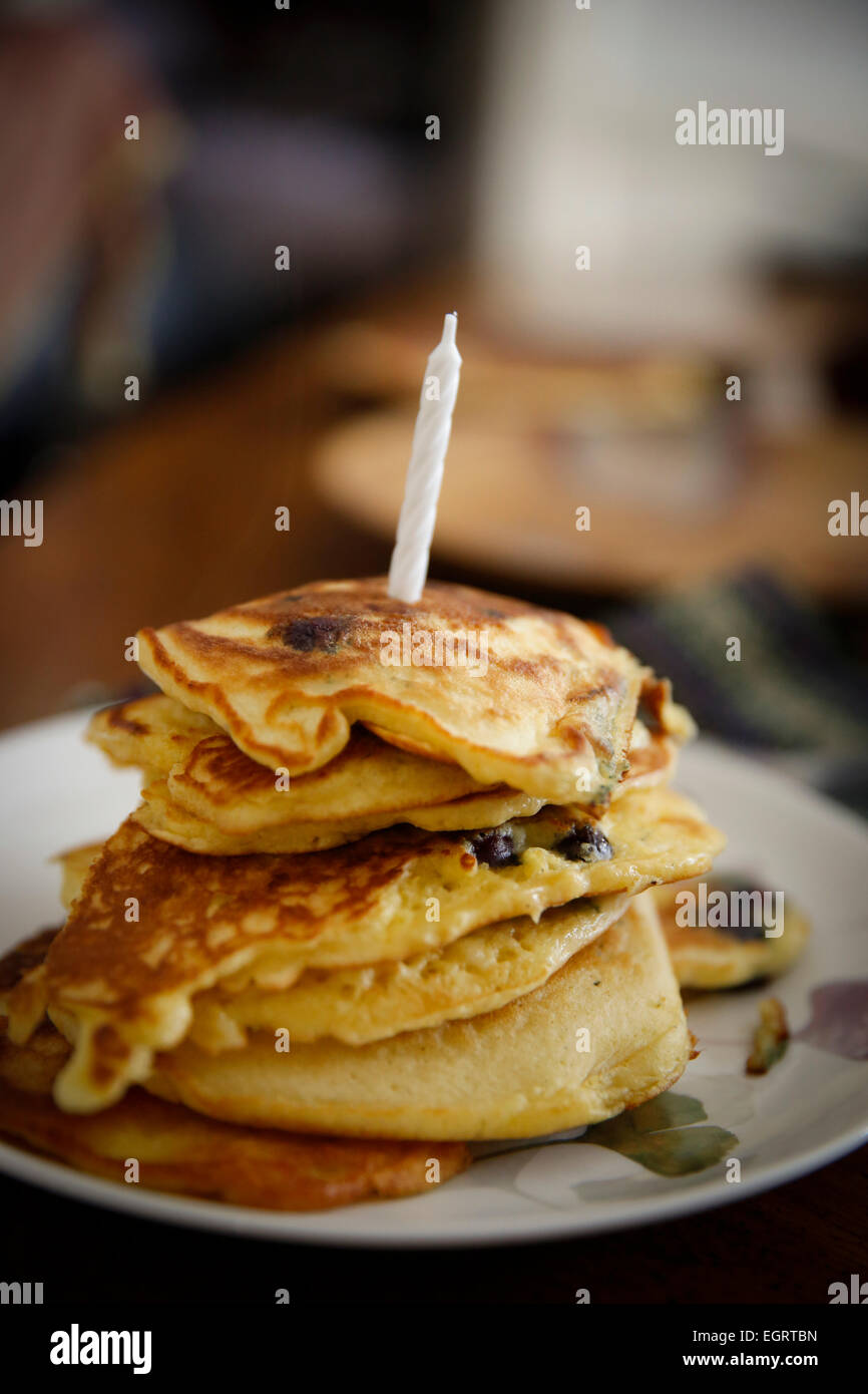 Close up vertical stack hi-res stock photography and images - Alamy