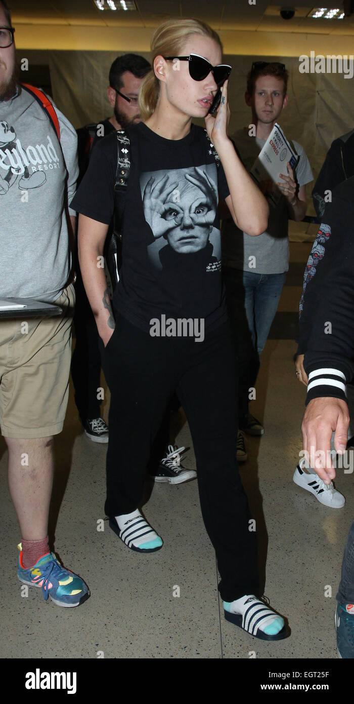 Iggy Azalea at Los Angeles International Airport (LAX) wearing a Andy  Warhol printed tshirt Featuring: Iggy Azalea Where: Los Angeles,  California, United States When: 27 Aug 2014 Stock Photo - Alamy
