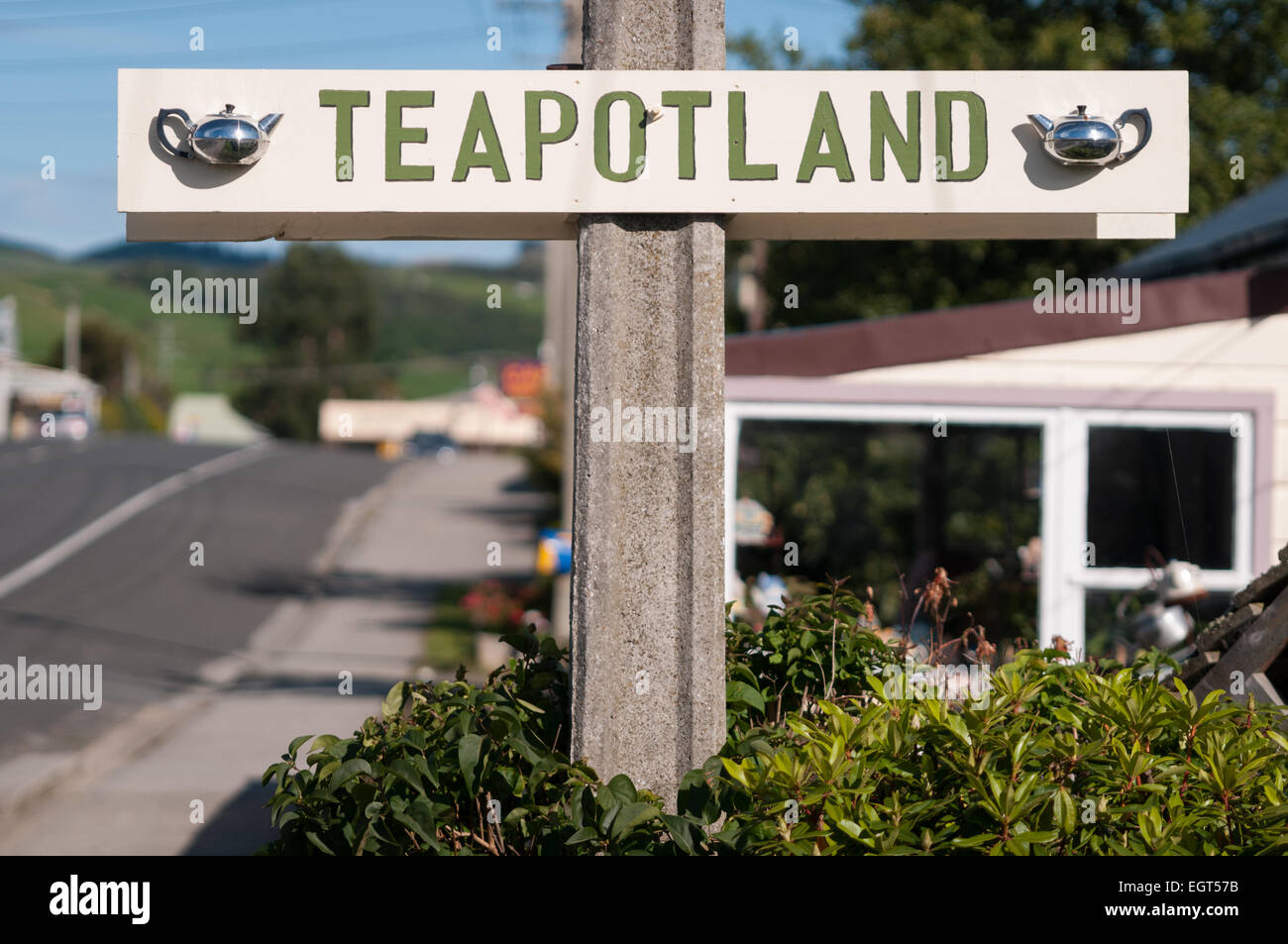 Teapotland, Owaka Highway, Owaka, South Otago, South Island, New Zealand. Stock Photo