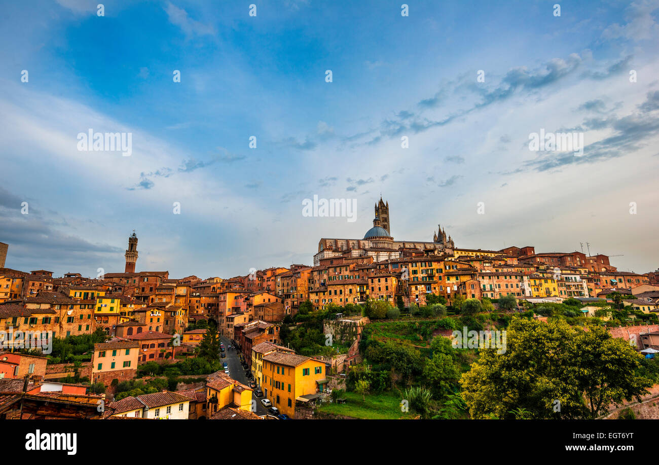 Historic centre with the cathedral Cattedrale di Santa Maria Assunta, and Torre del Mangia, Siena, Tuscany, Italy Stock Photo