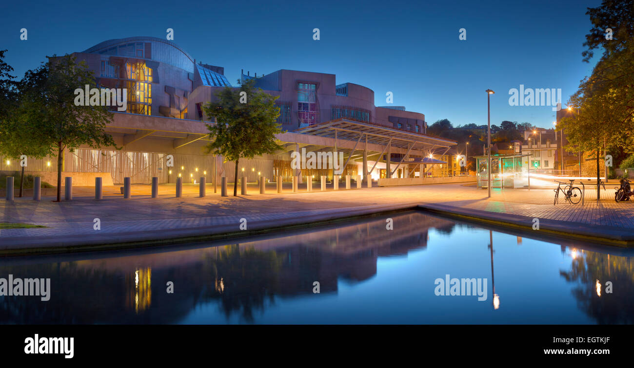 Twilight image of the Scottish parliament building in Edinburgh, Scotland Stock Photo