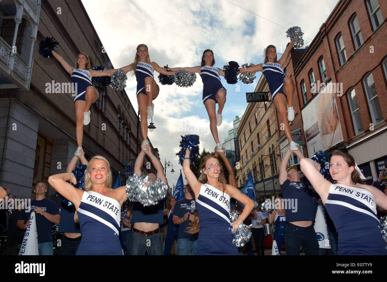 Rival US Cheerleader squads, Penn State (Pennsylvania State University