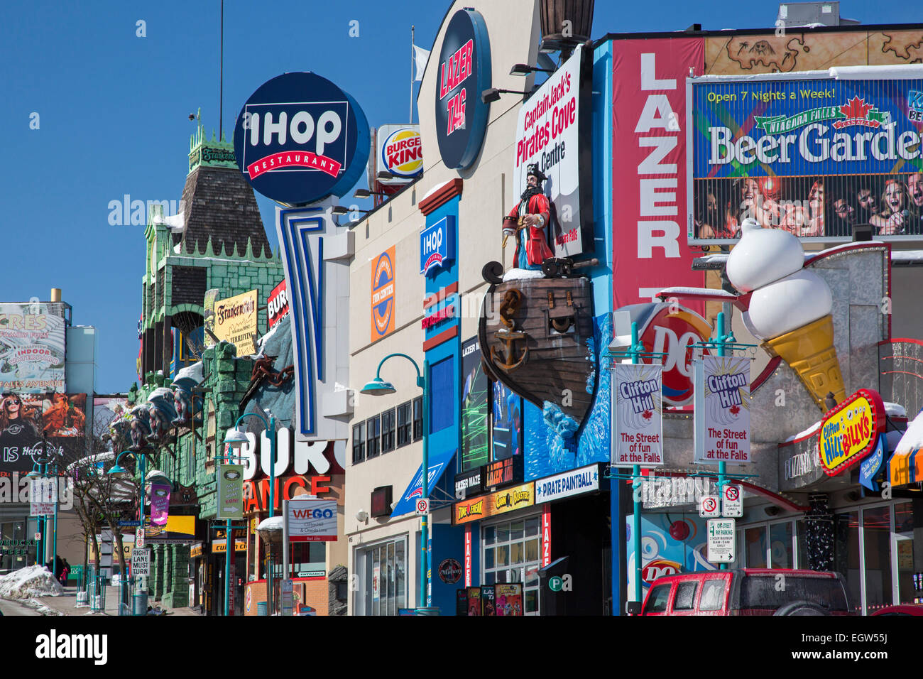 Niagara Falls, Ontario - Shops catering to tourists in Niagara Falls' Clifton Hill tourist district. Stock Photo