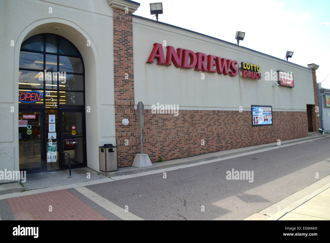 Andrews Pharmacy Store in Bellville,Michigan Stock Photo Alamy