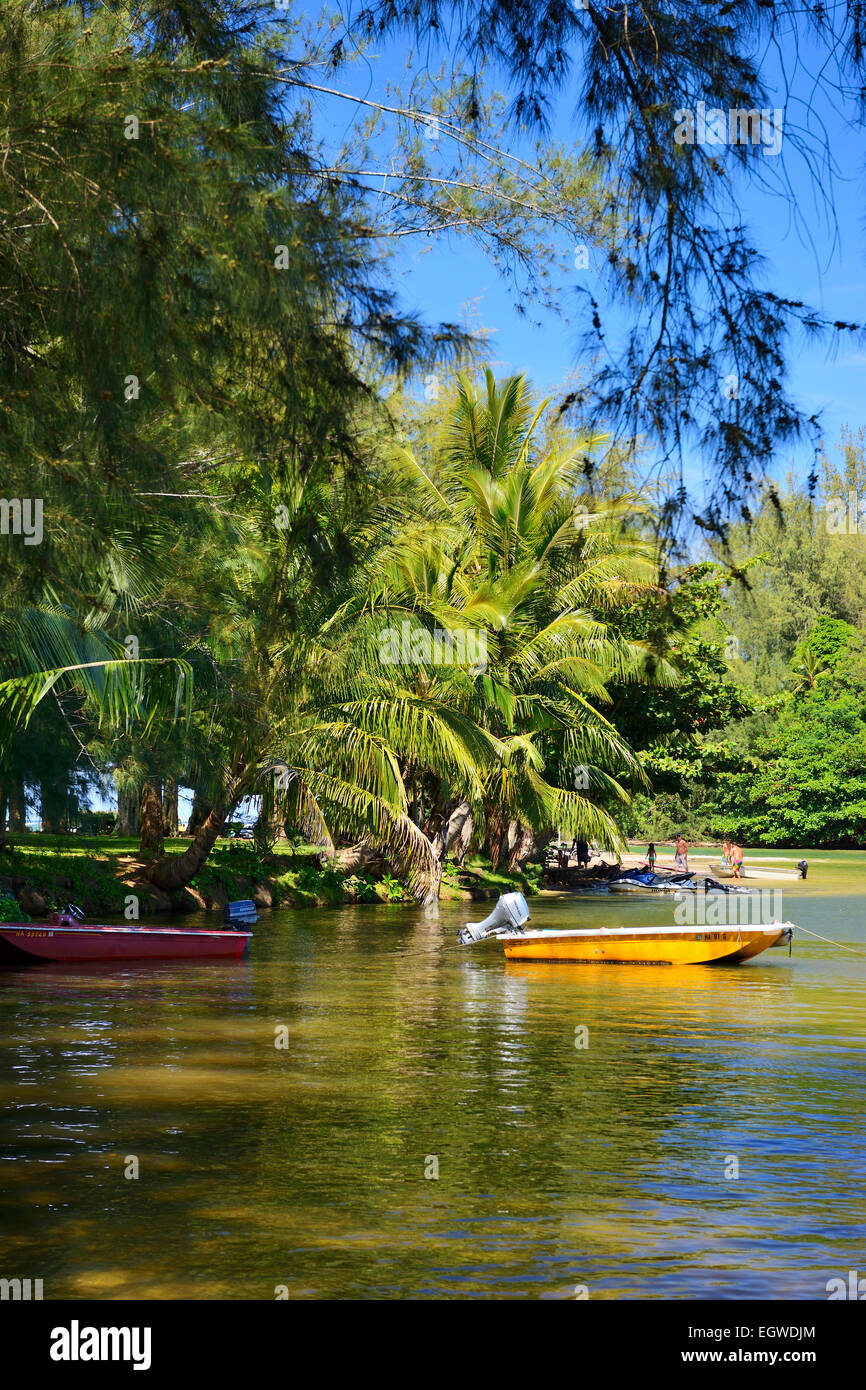 Boats anchored in mouth of Hanalei River at Hanalei, Kauai, Hawaii, USA Stock Photo