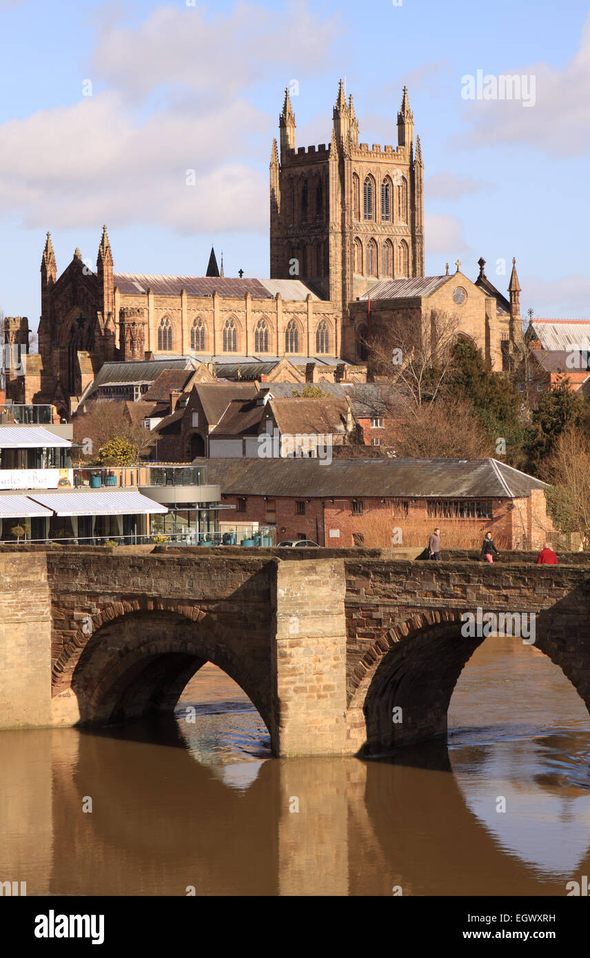 Hereford Cathedral with the Old Wye Bridge across the River Wye. Hereford Herefordshire England UK Stock Photo