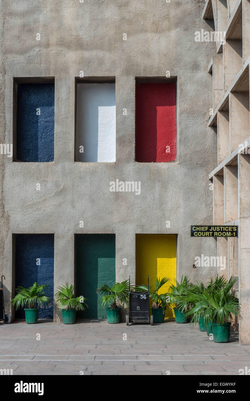 Chandigarh, High Court, Le Corbusier Stock Photo Alamy