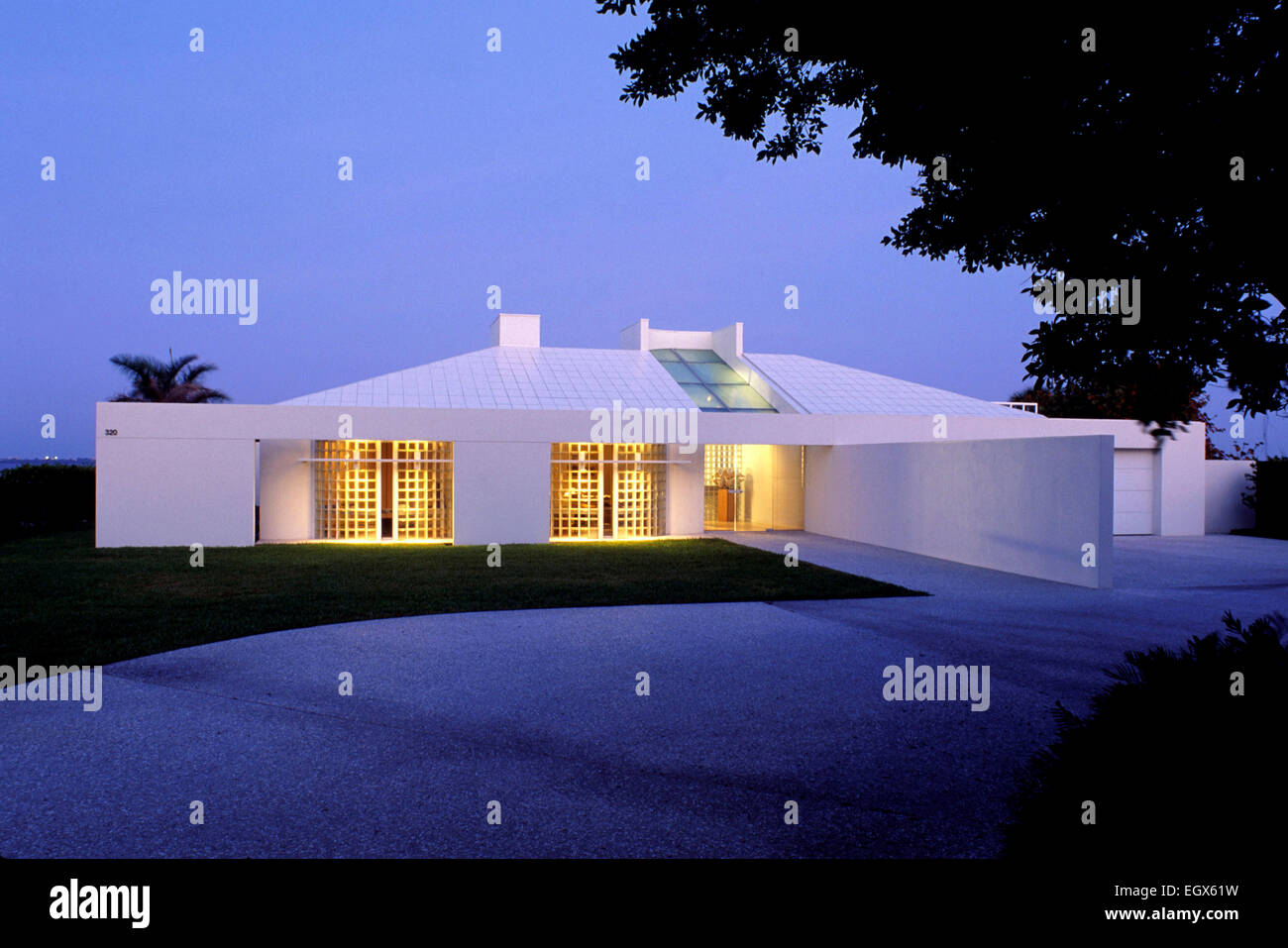 Exterior of modern house at night Stock Photo - Alamy