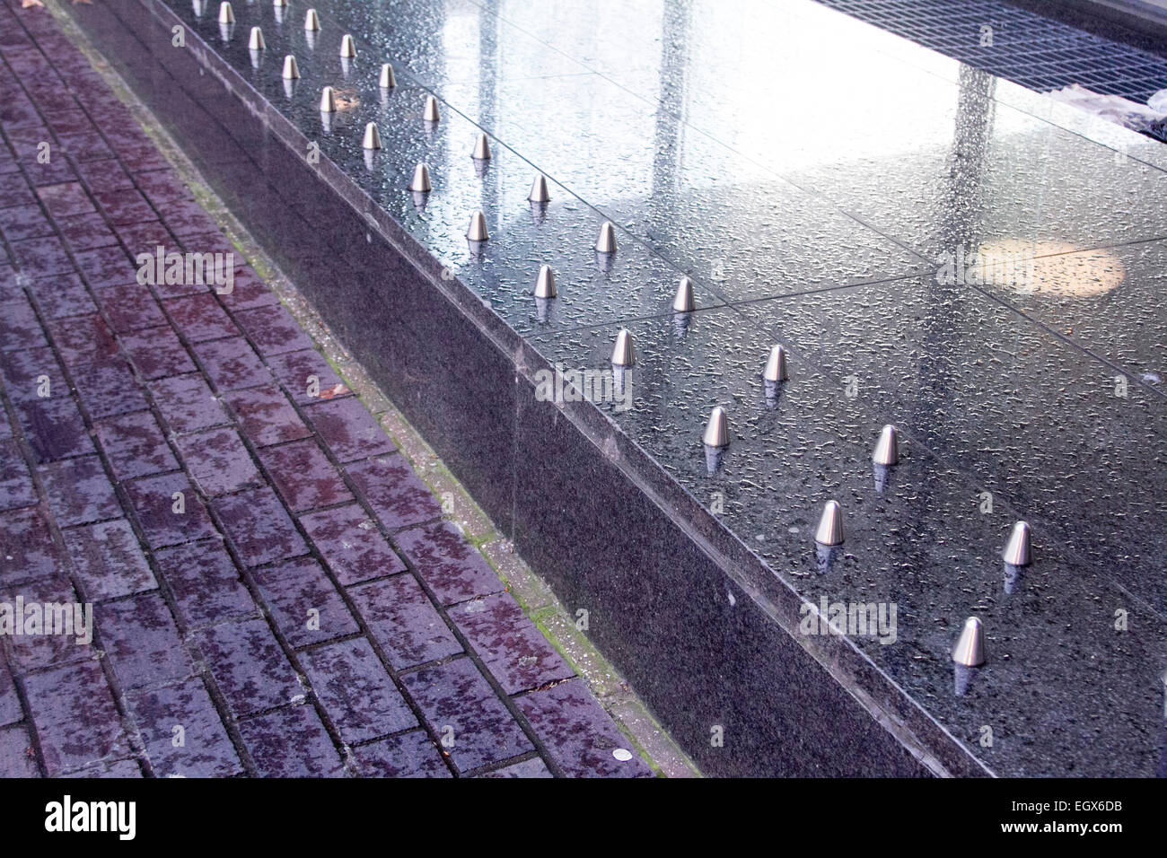 Homless Spike Texture Metal spikes hi-res stock photography and images - Alamy