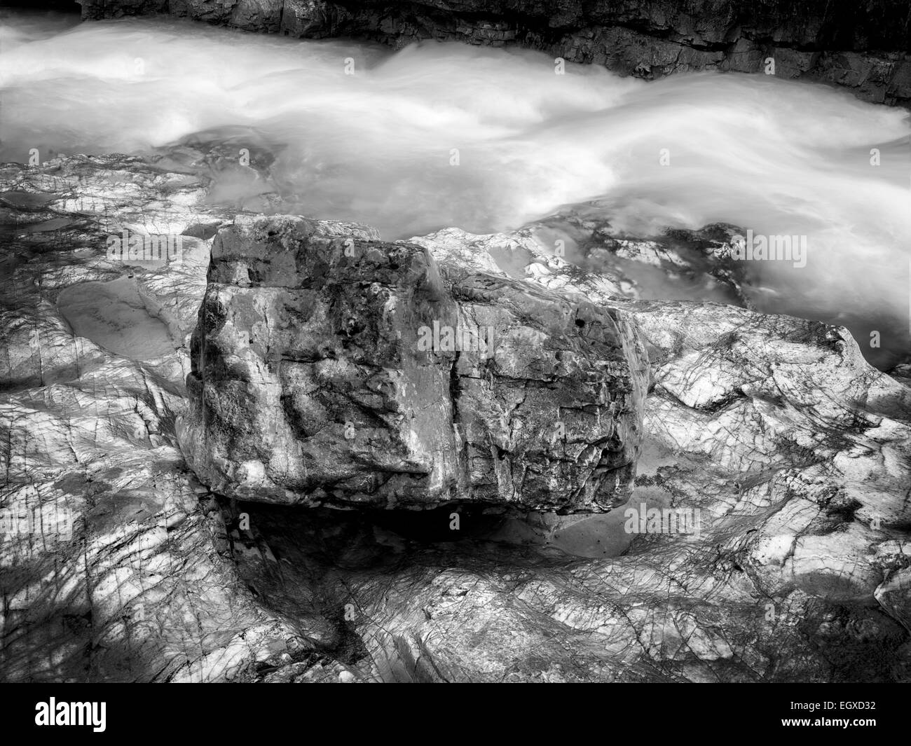Tokumm Creek with colorful rocks. Marble Canyon. Kooteny National Park, Canada Stock Photo
