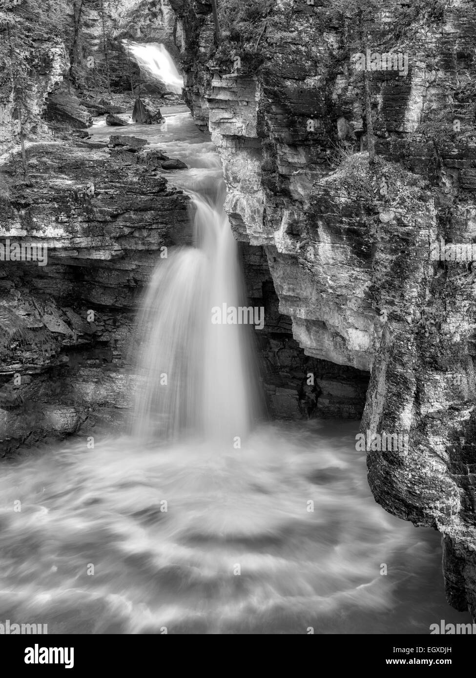 Beauty waterfall hi-res stock photography and images - Alamy