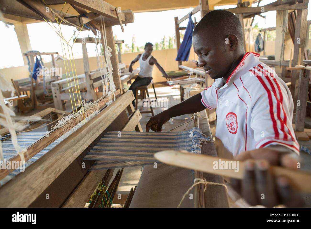 Weaving workshop - Dar es Salaam, Tanzania, East Africa Stock Photo