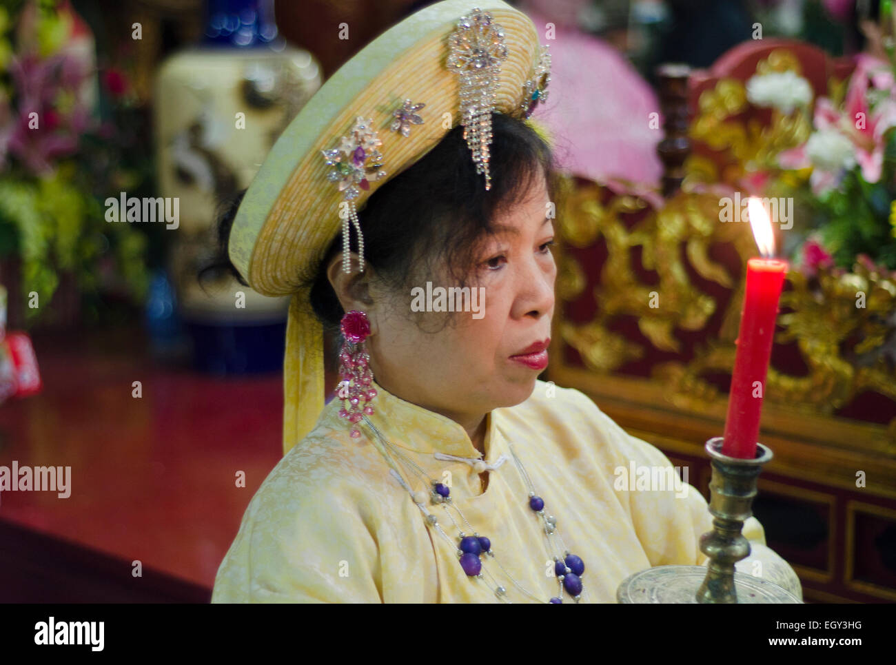 Temple ritual before Vietnamese New Year (Tet),Hoang Hoa Tham, Hanoi, Vietnam Stock Photo