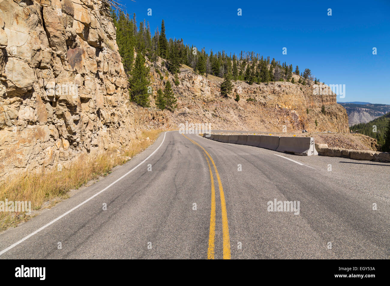 Yellowstone road hi-res stock photography and images - Alamy