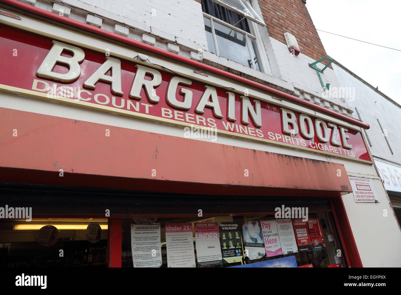 Bargain Booze shop front Stock Photo Alamy