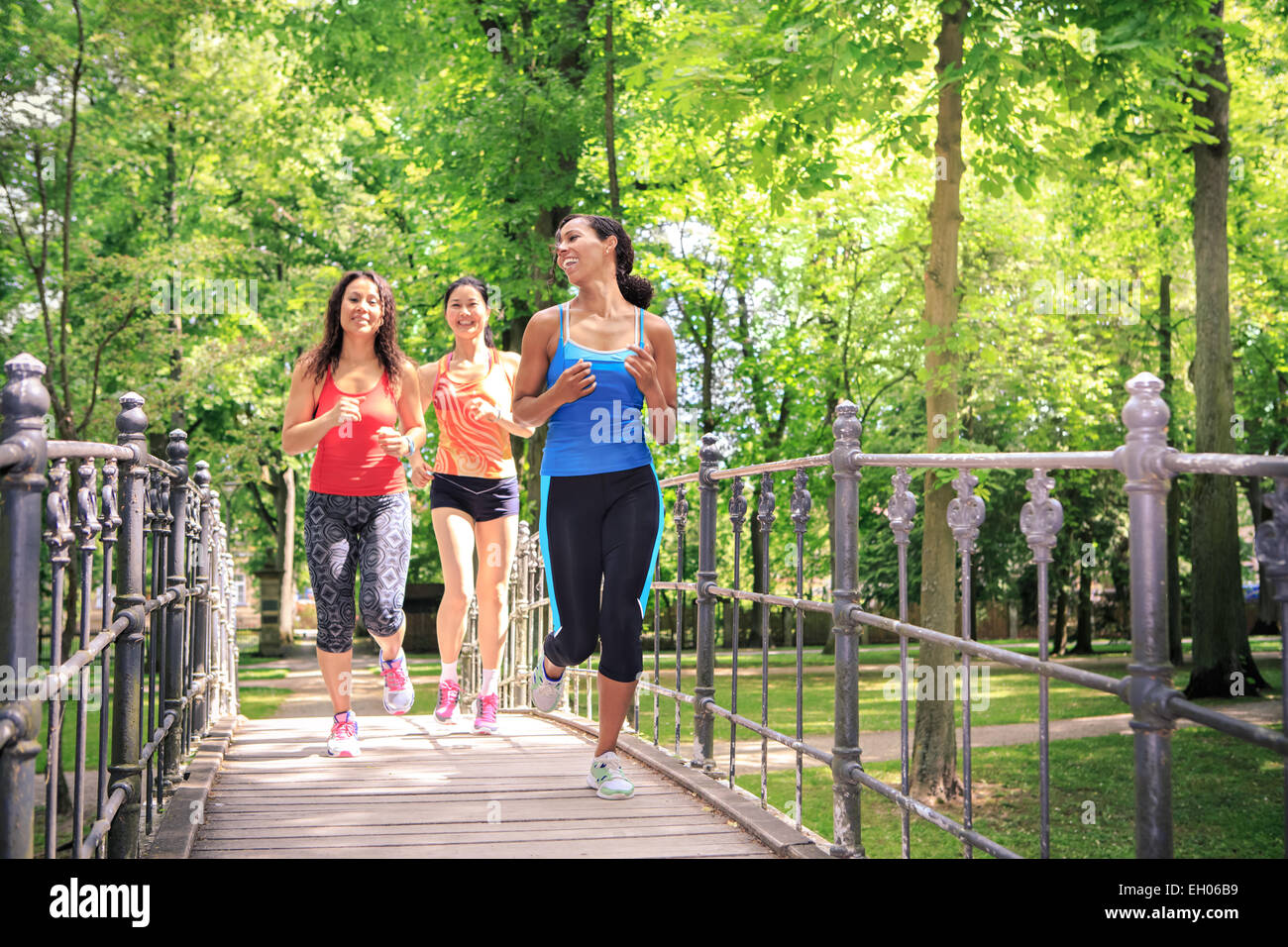 Women jogging in park hi-res stock photography and images - Alamy