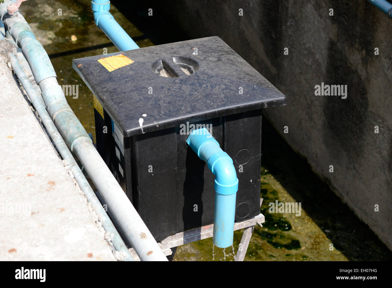 Grease Trap High Resolution Stock Photography and Images Alamy