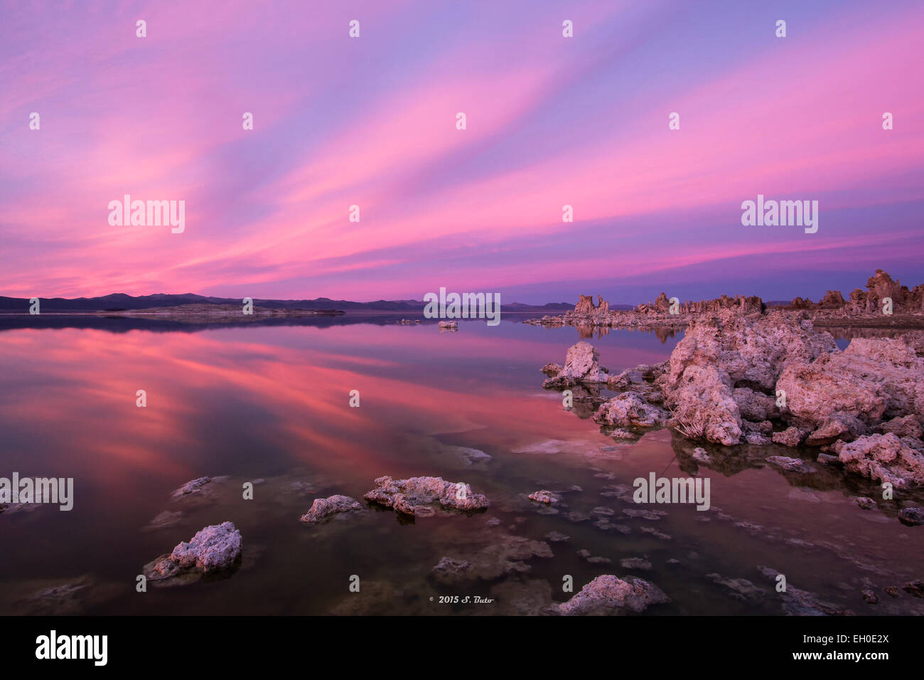 Mono Lake Sunset Stock Photo Alamy