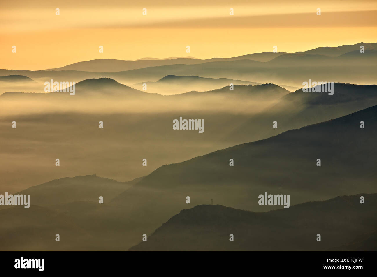 Mountain range of the alps hi-res stock photography and images - Alamy