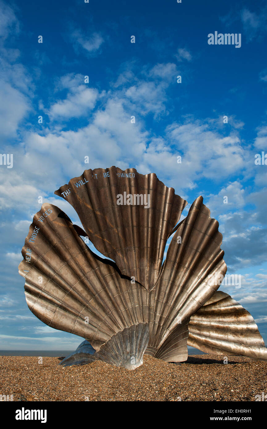 The scallop, a sculpture  to celebrate Benjamin Britten by Maggi Hambling made in stainless steel, beach of Aldeburgh suffolk Stock Photo