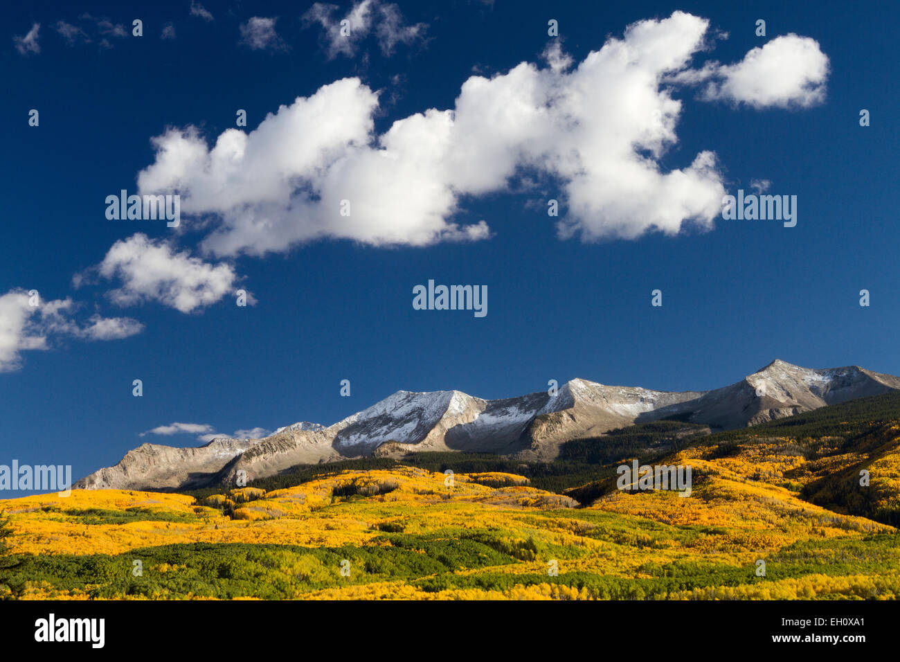 Expansive scenery hi-res stock photography and images - Alamy