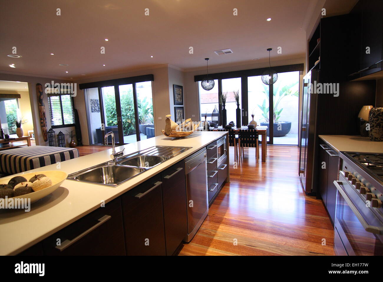 Modern Kitchen with white cabinets Stock Photo - Alamy