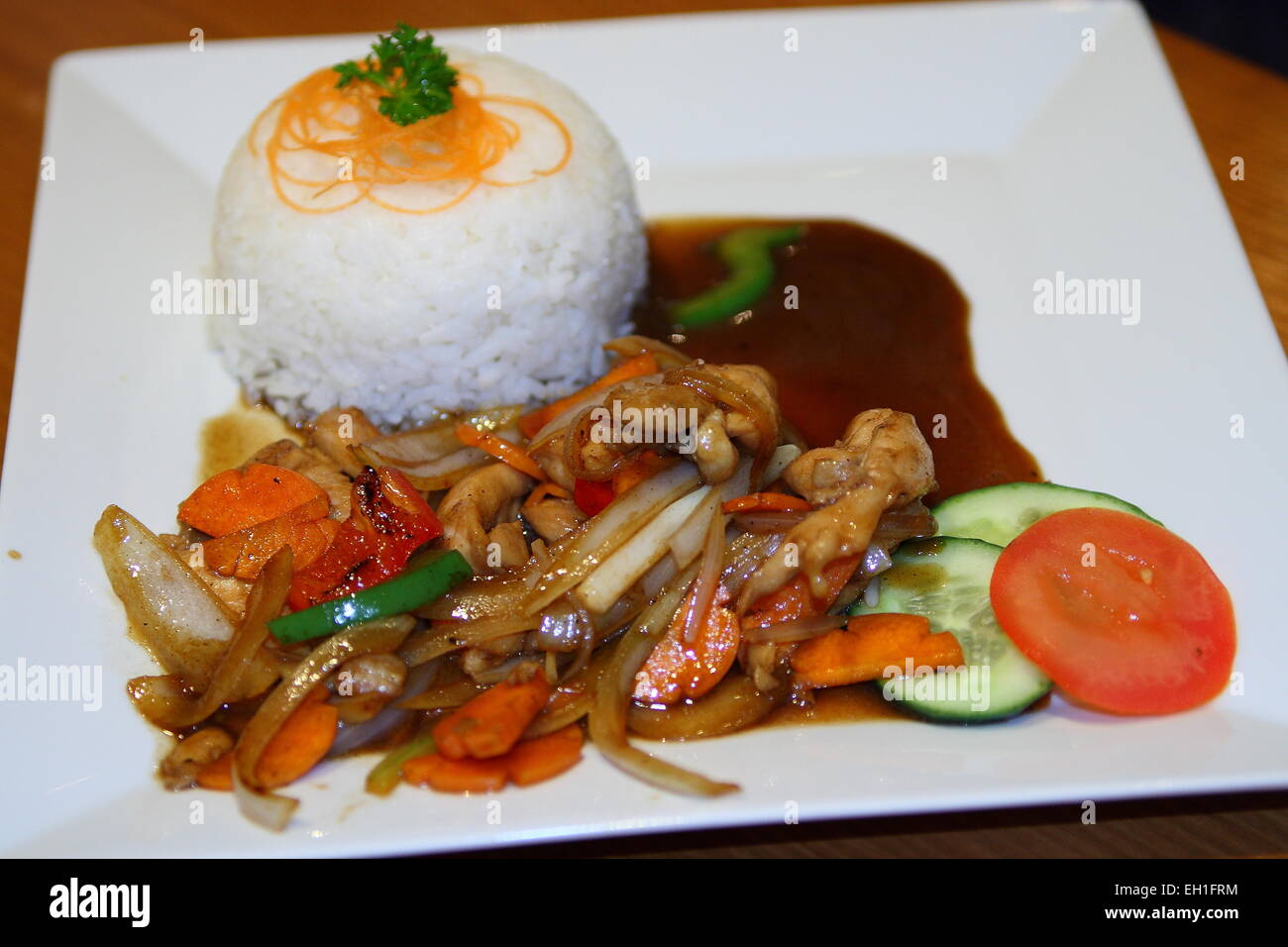 White Rice with chicken stir fry vegetables Stock Photo - Alamy