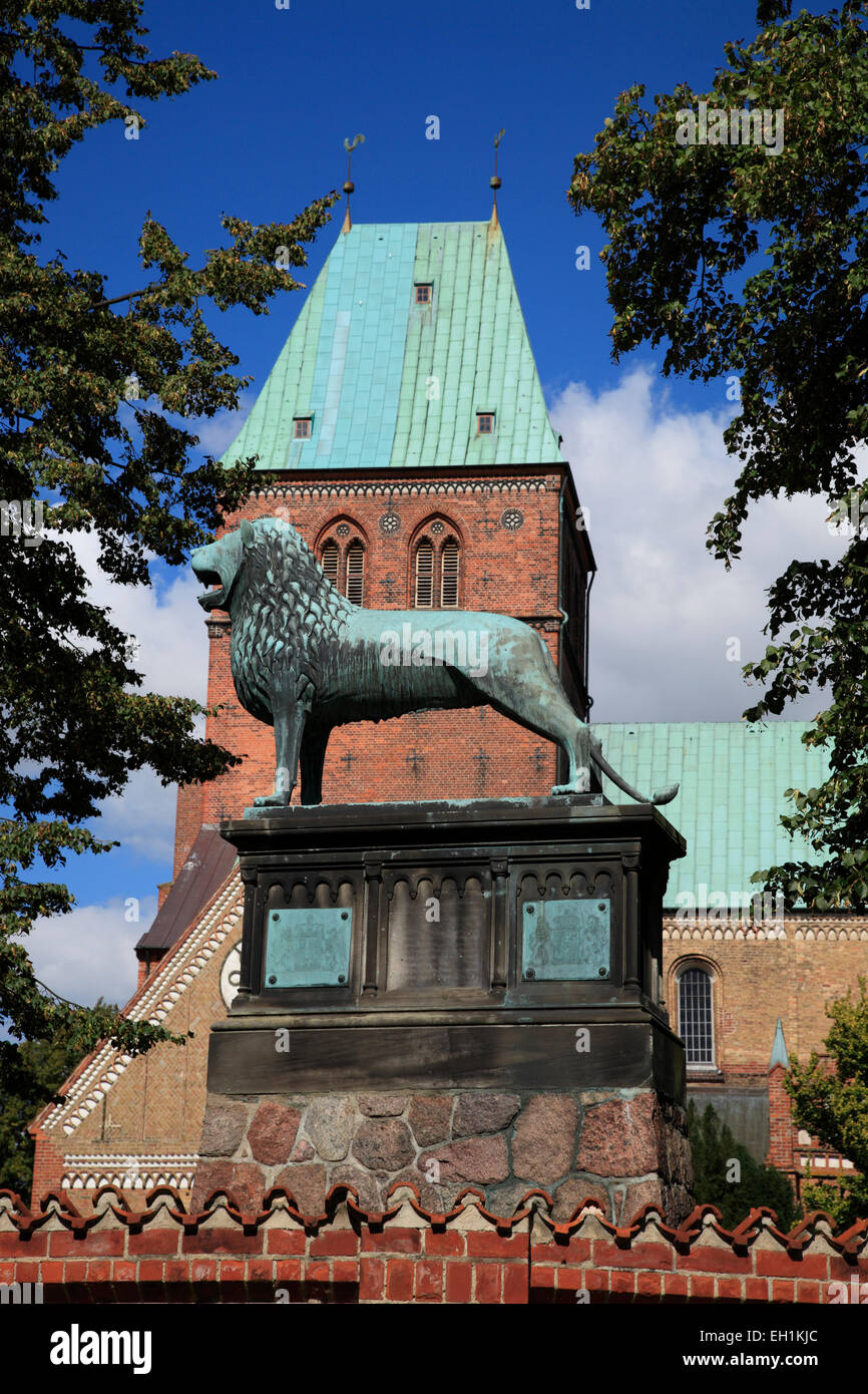 Lion monument at Ratzeburg cathedral, Schleswig-Holstein, Germany, Europe Stock Photo