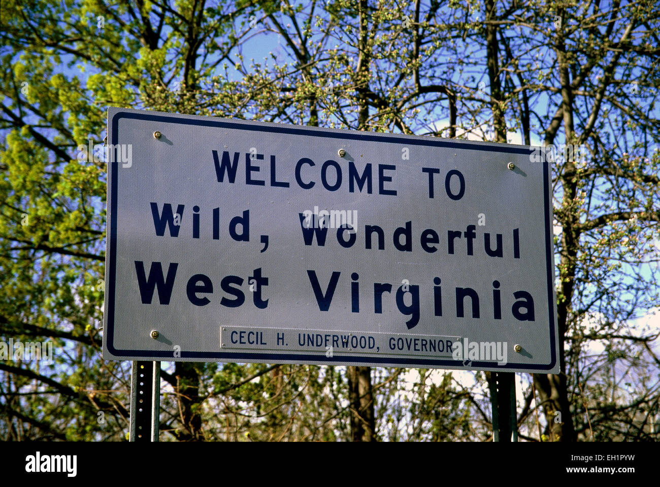 Welcome sign, entrance to the state of West Virgina, USA Stock Photo