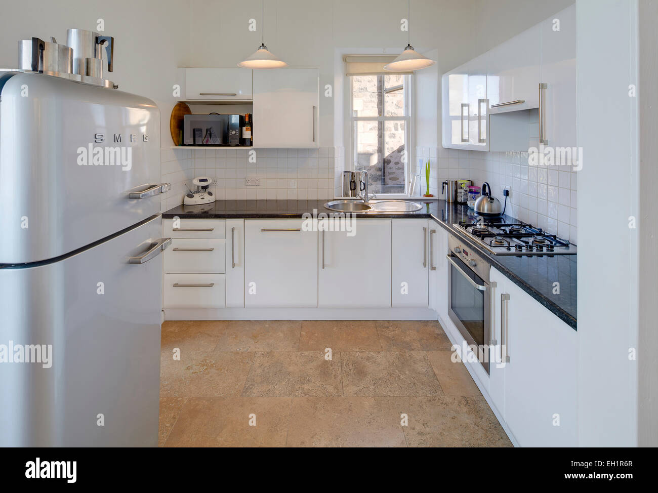 White fitted kitchen in Wormit House, Fife, Scotland Stock Photo Alamy