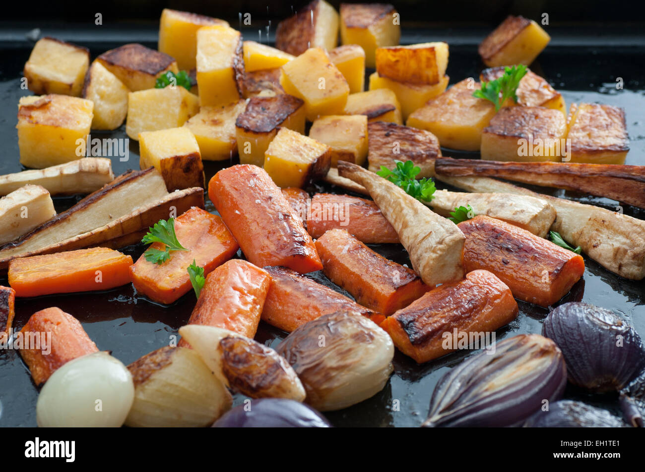 Carrots And Parsnips High Resolution Stock Photography and Images Alamy