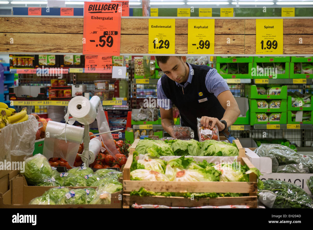 Outcome further secretly Lidl supermarket in germany hi-res stock photography and images - Page 6 -  Alamy