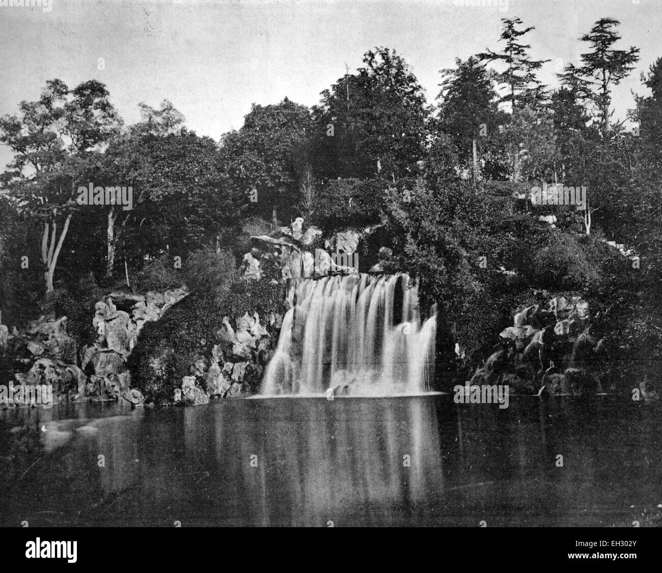 Early autotype of La Grande Cascade waterfall, Bois de Boulogne, Paris, France, 1880 Stock Photo