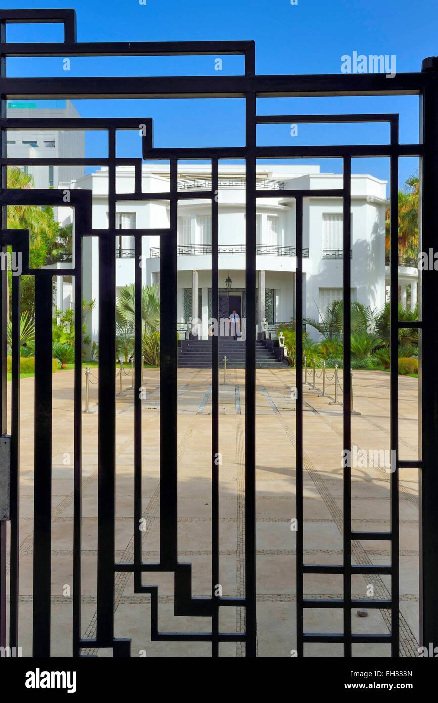 Morocco, Casablanca, Villa des Arts in Art Déco style built in 1934 on boulevard Brahim Roudani, the entrance gate Stock Photo