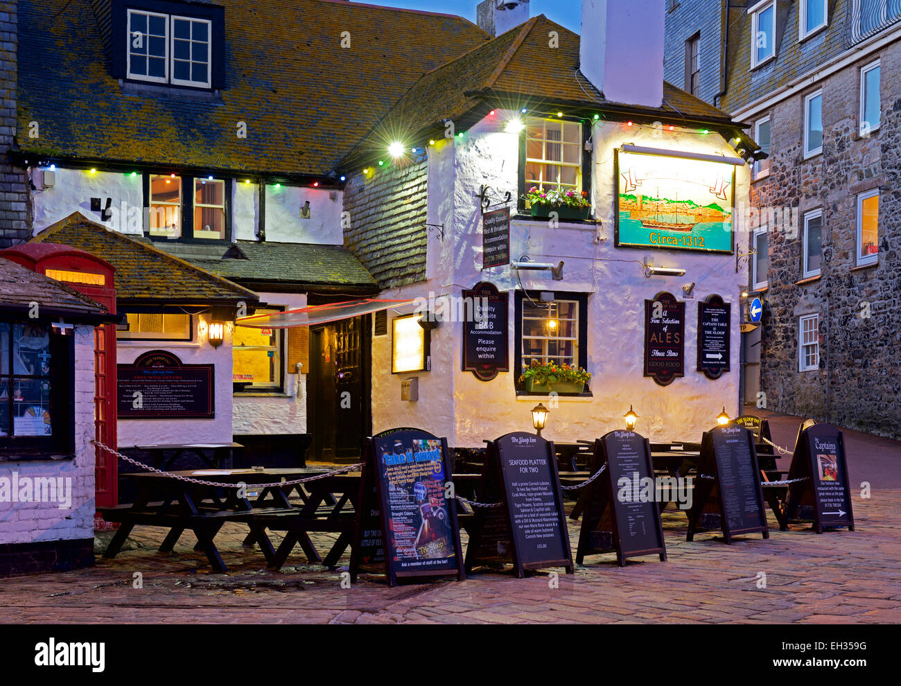 The Sloop Inn at night, St Ives, Cornwall, England UK Stock Photo
