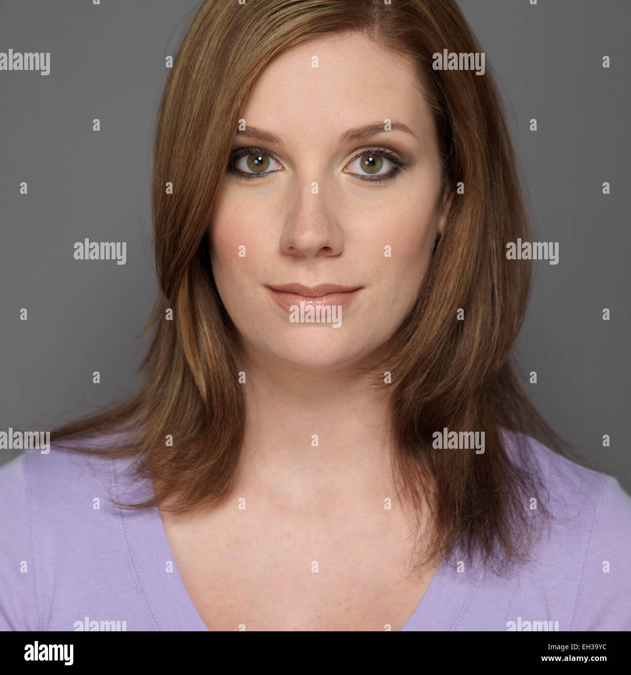 Head shoulders studio photo hi-res stock photography and images - Alamy