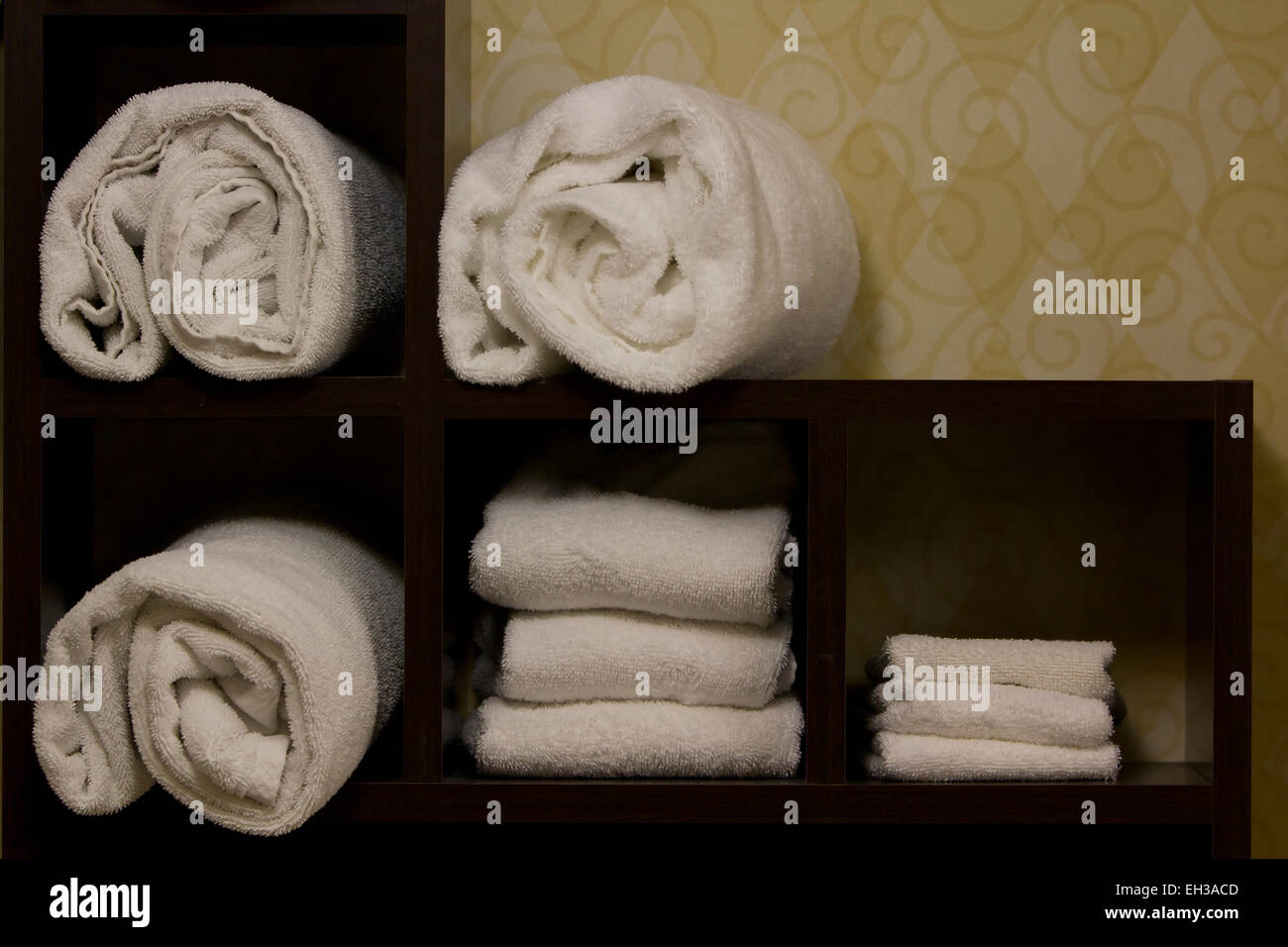 stored folded clean white bath towels Stock Photo Alamy