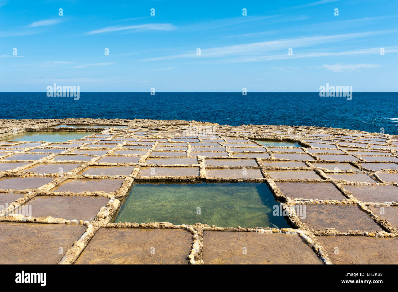 Xwejni salt pans hi-res stock photography and images - Alamy