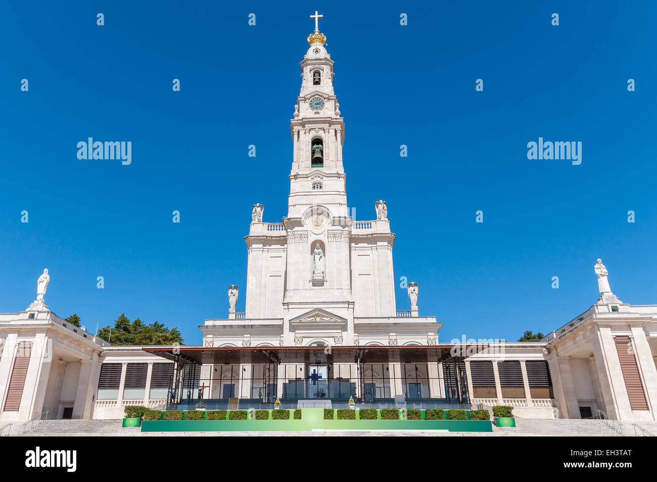 Basilica of Our Lady of the Rosary, Fatima, Portugal Stock Photo Alamy